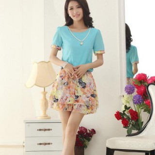 时尚韩版雪纺假两件套连衣裙批发最优质的女装厂家供货