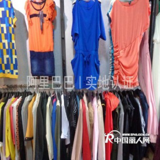 百万件外贸品牌秋冬装火热清仓批发中深圳南油女装尾货服装清仓