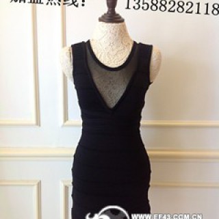 迪薇娜 做V领的性格女神