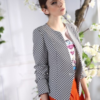 古姿语女装造就了浪漫主义的品牌风格