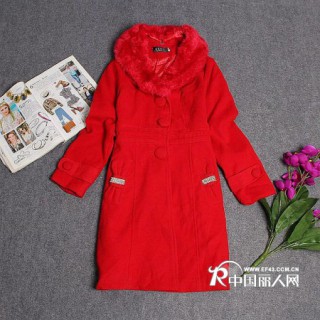 深圳库存服装批发中老年品牌秋冬装棉衣风衣