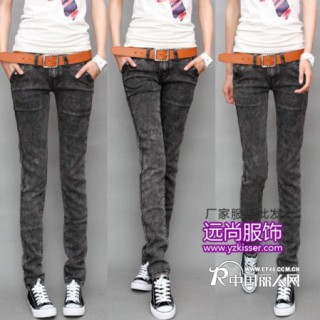 湖北武汉十元韩版牛仔裤批发最便宜直筒牛仔裤批发