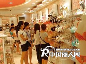 全国有5000万爱美女性选择----爱尚玫瑰无钢圈内衣