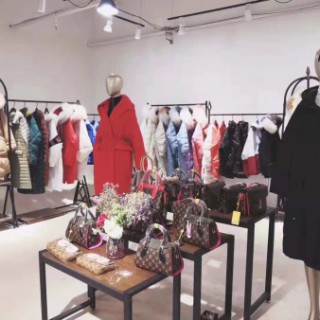 品牌女装折扣，淘衣岛芝麻e柜零库存加盟连锁店