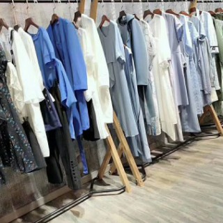 女装品牌加盟 淘衣岛品牌加盟 男装品牌加盟 芝麻E柜女装加盟