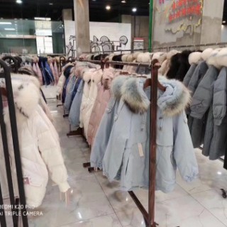 联营女装合作店加盟  芝麻e柜加盟先销后结 零库存联营女装店