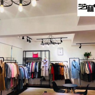 品牌女装零库存加盟 时尚女装免费铺货  芝麻e柜折扣女装加盟