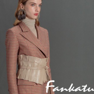 职场气质感搭配 教你怎么穿回头率百分百