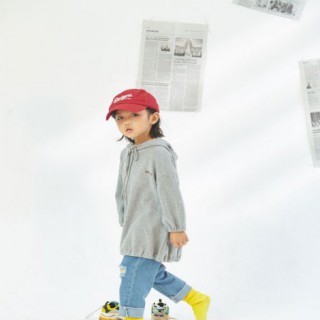 帅气休闲的舒适穿搭 让女孩子也可以很酷