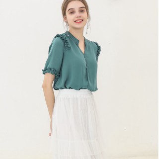 半身裙搭配什么样的衣服比较好看 艾诺绮为你搭配