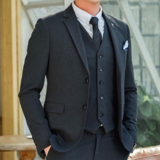 英伦西服批发秋冬季男装新款货源厂家直供质量上乘