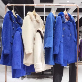 震撼上线！美衫美品牌女装便宜大衣拿货市场一件代发