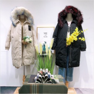 艾莱韵品牌折扣女装尾货走份批发 实体店女装货源快手直播货源