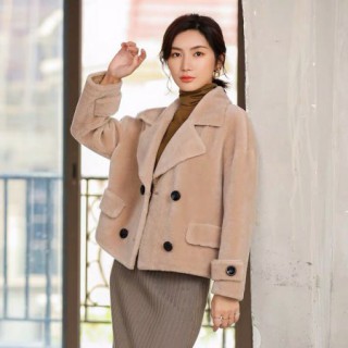 花月秋女装服装加盟 提升人气收获财富未来