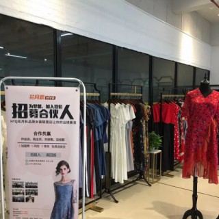 店铺设计 | 女装店货架摆放的方法有几种？