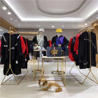 上海品牌女装20春赫赫猫大码女装库存尾货厂家直销