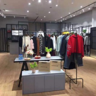 杭州宠爱女人女装火热招商中