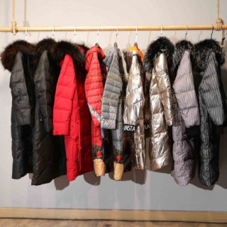 深圳羽绒服宝莱国际18冬，另有摩多伽格芭芘瑞雅钰欣哥芙妮鸭宝