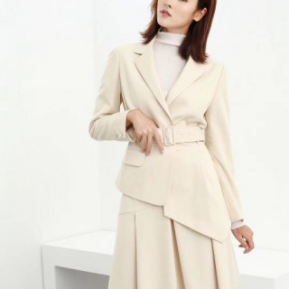 零库存开店 投资总费用少--木丝语女装