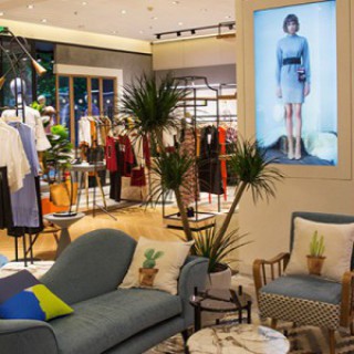 投资服装店要办什么手续 百图女装为你解答