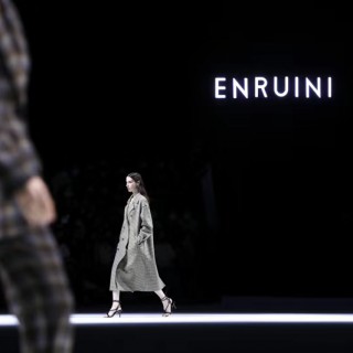 恩瑞妮女装诚邀您的加盟；13817918708