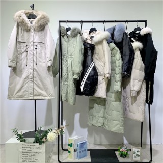华景国际品牌折扣女装艾零度20年羽绒服库存折扣批发