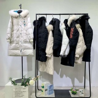 广州华景国际品牌折扣女装 直播高端货源艾零度 畅销批发走份