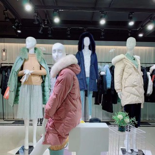 广州华景国际品牌折扣女装 韩版收腰时尚潮流 库存处理尾货