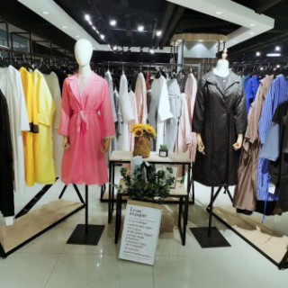 品牌折扣女装尾货 品牌女装库存尾货2020年春夏尾货走份批发