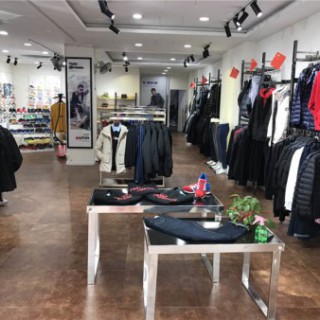 有什么品牌男装加盟店比较赚钱的吗？什么加盟模式？