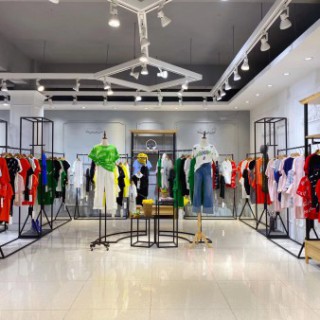 百搭潮品【红鲱雨】20夏，时尚休闲运动单品T恤直播女装