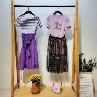 广州 品牌折扣女装 三大主流品牌 高档奢华型荷叶边大摆连衣裙