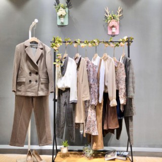 金粉名裳春装长款大版品牌女装尾货走份加盟货源