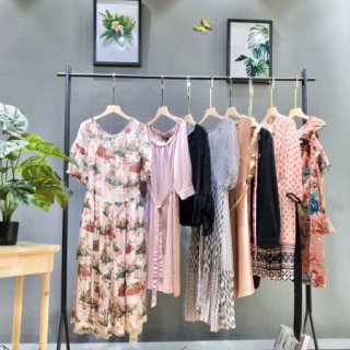 香港一线品牌慕之淇夏装货源 品牌女装尾货进货渠道