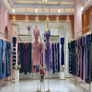 红雨鸶20冬装品牌折扣女装 四季青货源杭州女装 品牌女装走份