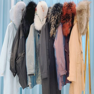 衣宣原创设计品牌女装尾货批发 直播女装货源 品牌女装折