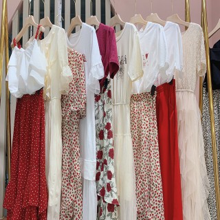 missli品牌折扣女装 品牌尾货库存走份批发 希色 慕拉