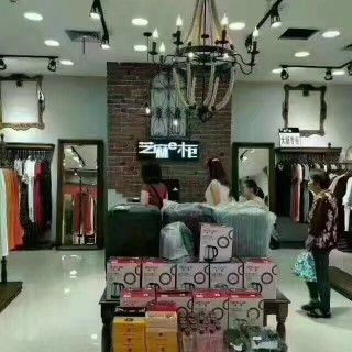 女装品牌加盟政策淘衣岛服火热招商中