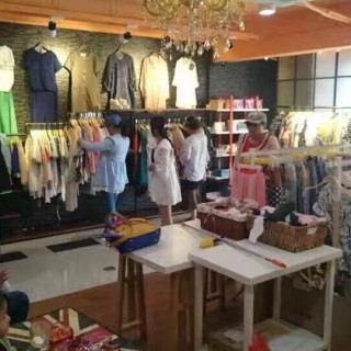 女装品牌加盟芝麻e柜，招商加盟女装零库存品牌