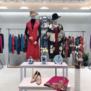 荣澜 秋季换季拿货 专柜高端品牌折扣女装尾货批发