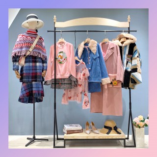 米可芭娜混搭创意风格女装尾货批发货源