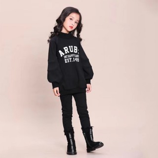 品牌童装折扣尾货店迎来直播时代，“童装+直播”能否卖货？