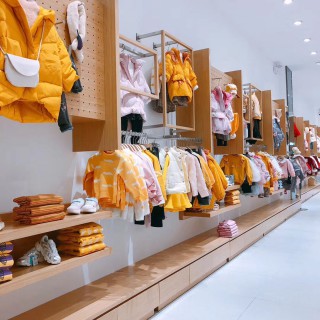 开好品牌折扣童装店不容易，贵在坚持