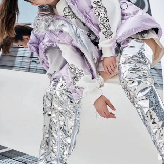 高端设计师品牌EOEZ鹅绒服 百位明星私搭品牌专柜同步货源