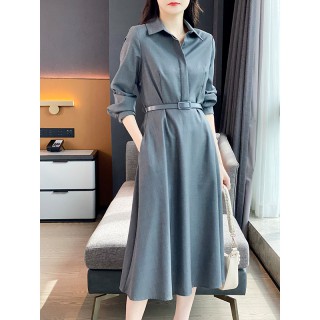 都说女装市场竞争大，为什么有的女装店人还那么多