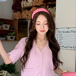 简约风格的女装品牌引若2023年诚招加盟商！