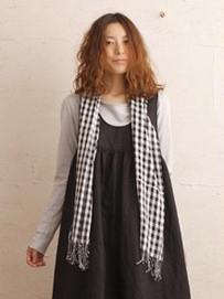 亚麻长裙缔造气质美女