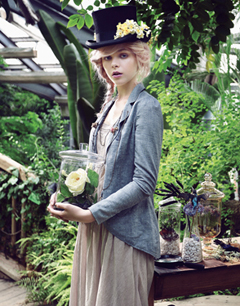 Miidii/谜底女装艺术笔触演绎浪漫故事