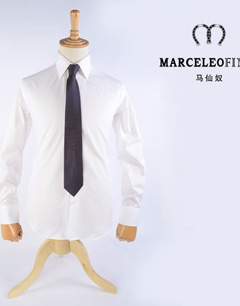 广州十大女装品牌服装搭配