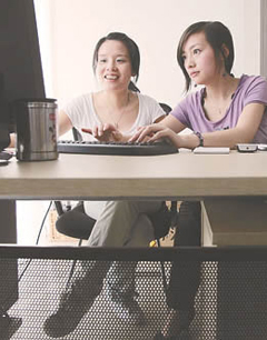 建立团队注重客户服务长久经营